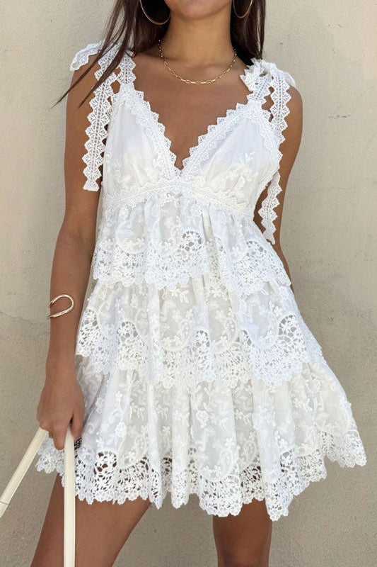 SOKYND Amaya V - Neck Tiered Lace Mini Dress DressWhiteXS
