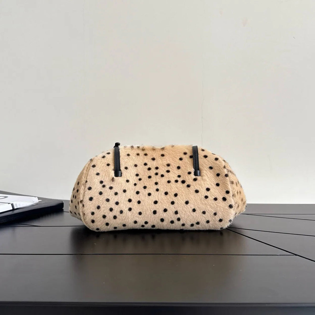 Anna Cheetah Kunstfell-Schultertasche