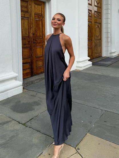 Indira Satin Neckholder Maxikleid