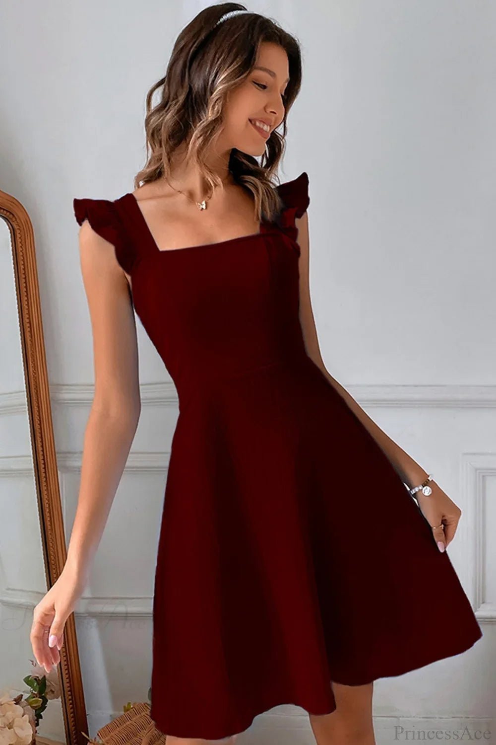 Carmen ärmelloses Minikleid mit Rüschenschleife am Rücken