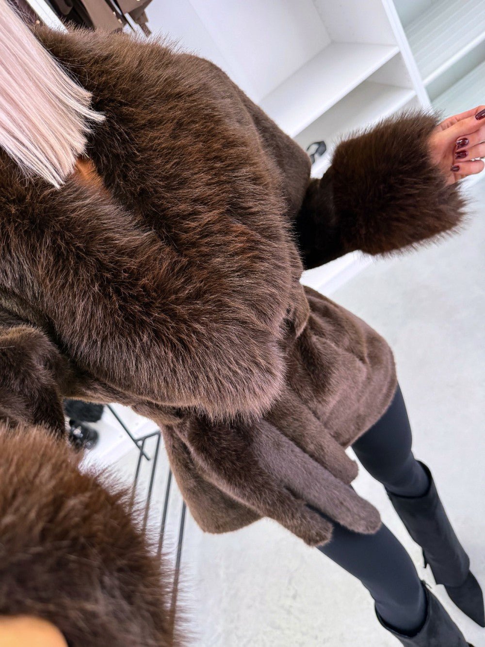 SOKYND Amanda Belted Faux Fur Coat CoatSOKYND-207447-BRO-L-95639Dark BrownL
