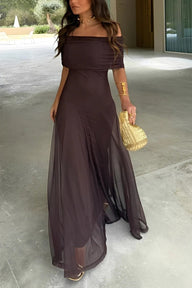Lisa Off‑Shoulder gerafftes Maxikleid