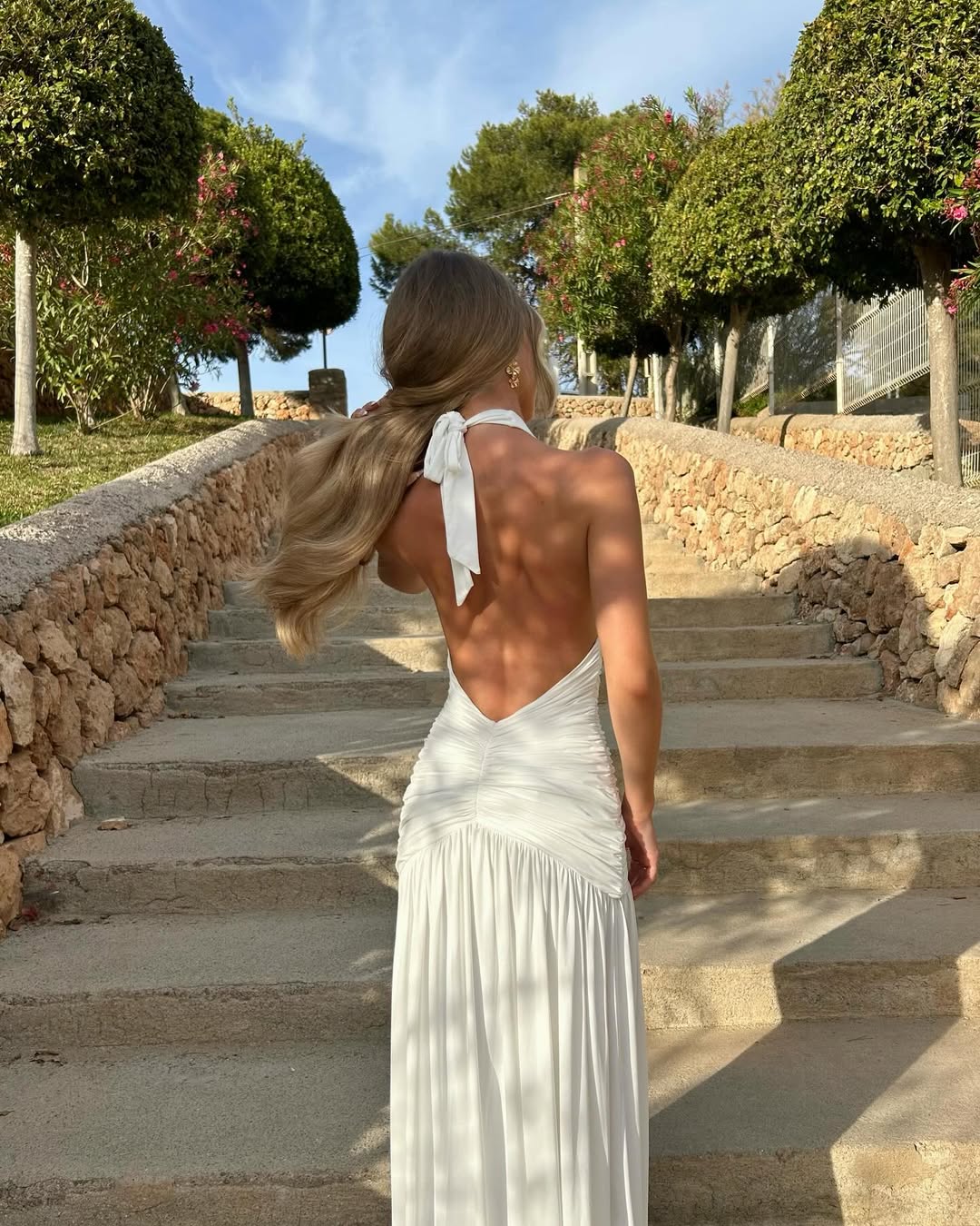 SOKYND Diana Halter Plunge Maxi Dress DressM