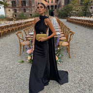 Felicity Abendkleid aus Satin mit Rückenschleife und Rückenfrei