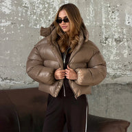 Fiona Kapuzen-Glanz-Steppjacke