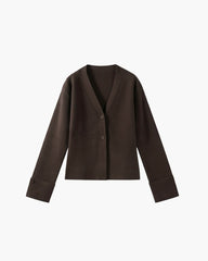 Isabel Strickjacke mit V-Ausschnitt und Knöpfen