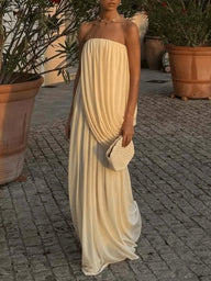 Madison Trägerloses Plissiertes Maxi-Kleid