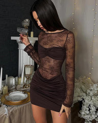 Nia Rückenfreies Spitzen-Minikleid