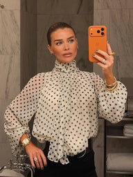 Nyla Bluse mit hohem Kragen und Polka-Dots
