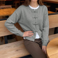 Sara Frosch-Knoten Strickcardigan
